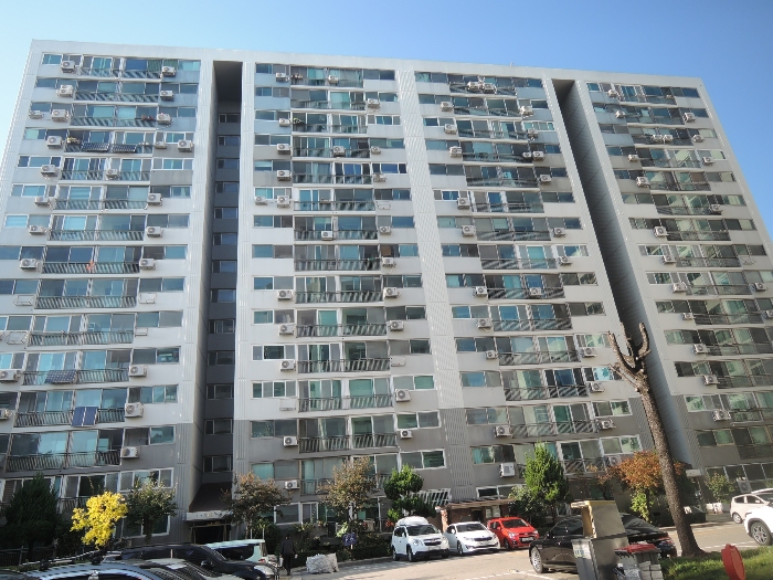 서구 아파트 경매 물건 외관