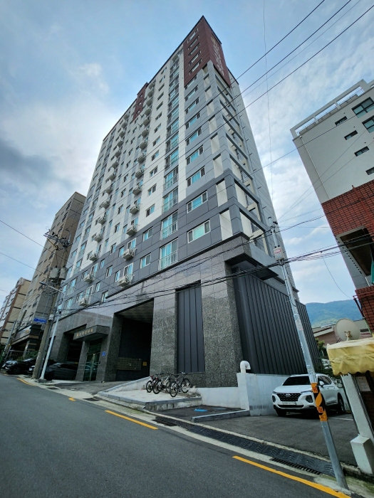 연제구 아파트 경매 물건 외관