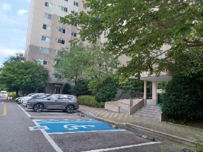브라운스톤흥선 경매 물건 사진